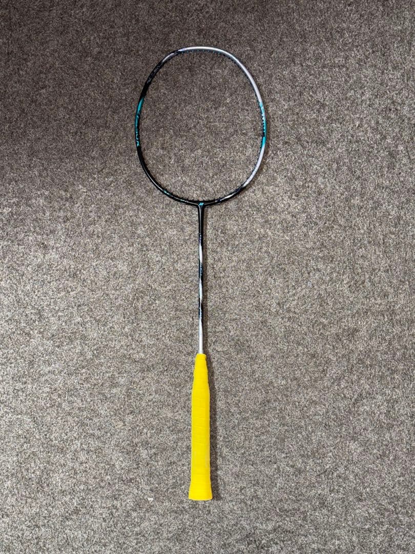 YONEX アストロクス88D PRO ビビあり