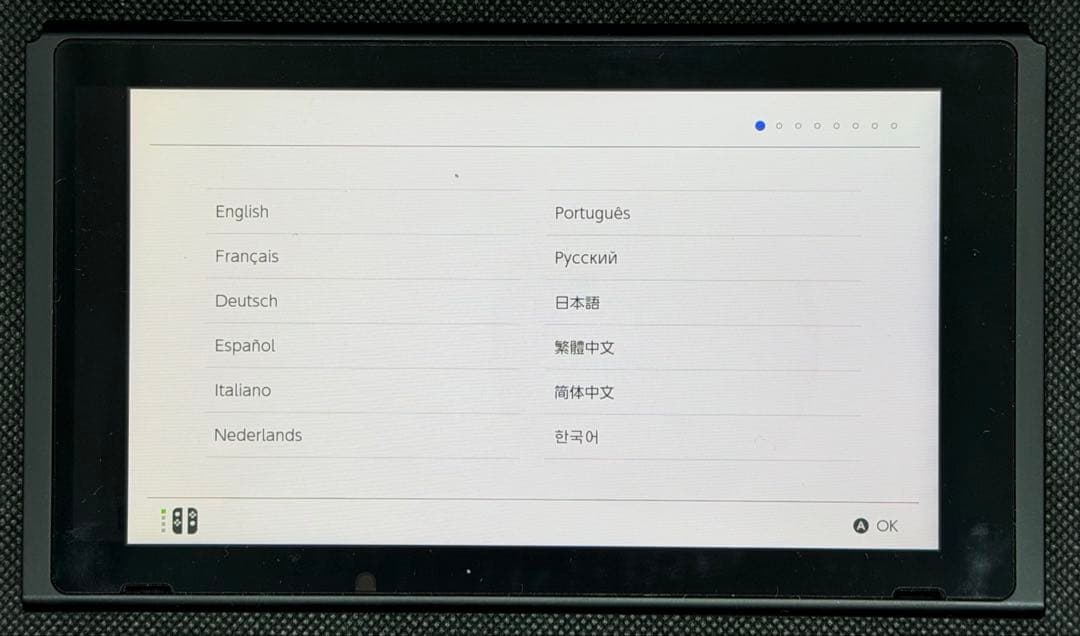 Nintendo Switch 本体 JOY-CON無し