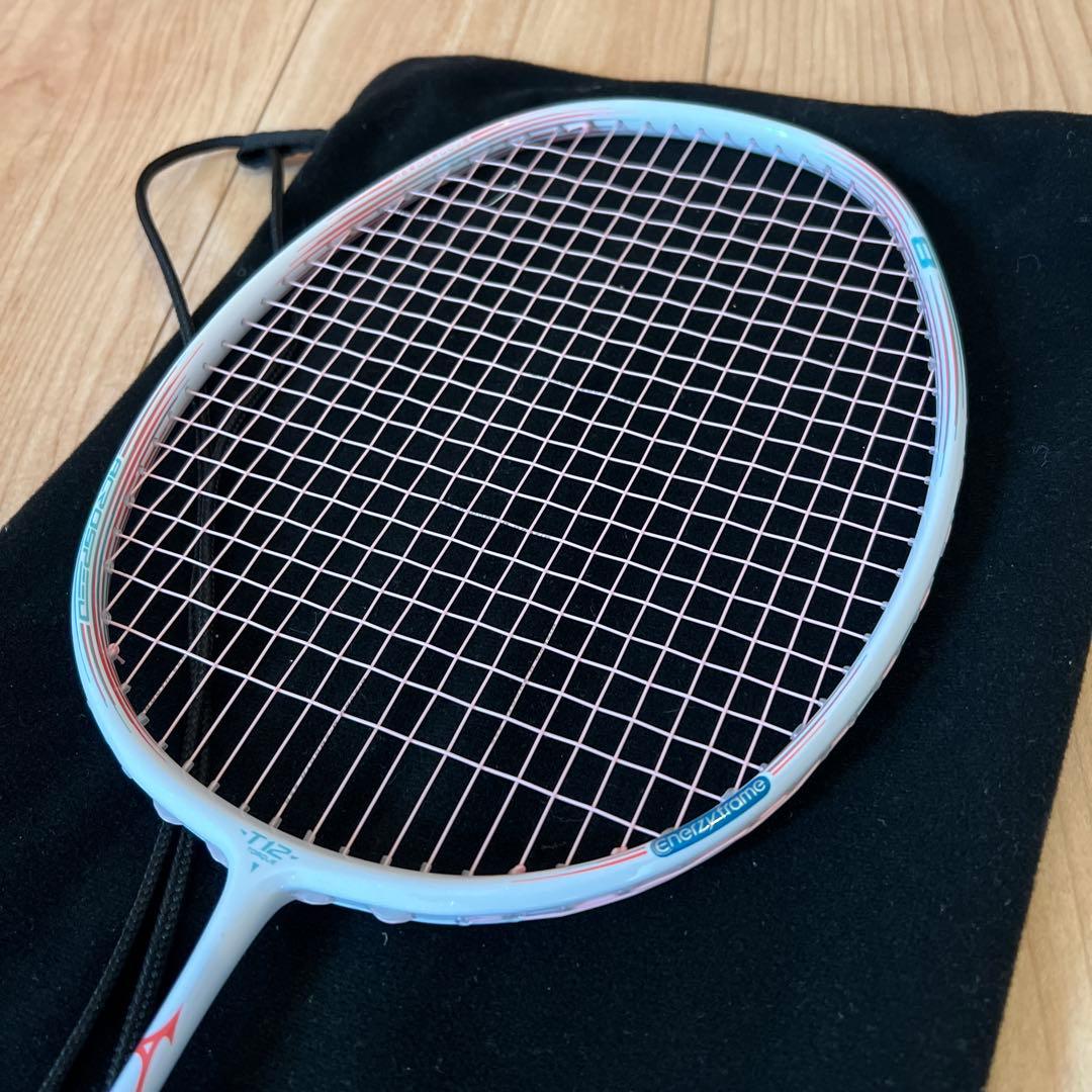 バドミントンラケット MIZUNO
