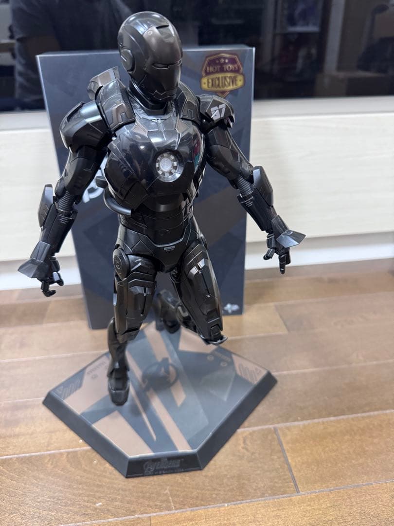 HotToys ホットトイズアイアンマンマーク7ステルス版ムービーマスターピース