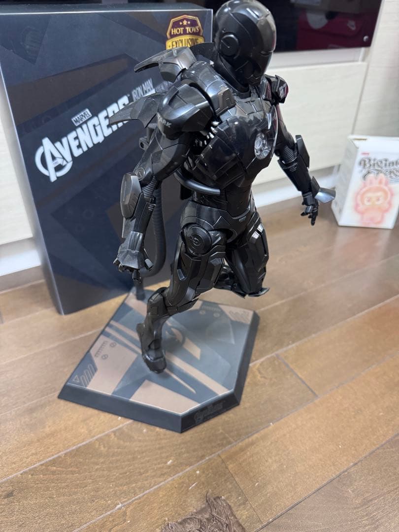 HotToys ホットトイズアイアンマンマーク7ステルス版ムービーマスターピース