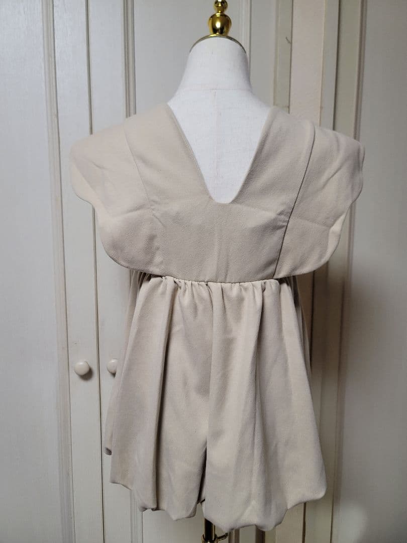 新品 euw ショートジレ ベージュ
