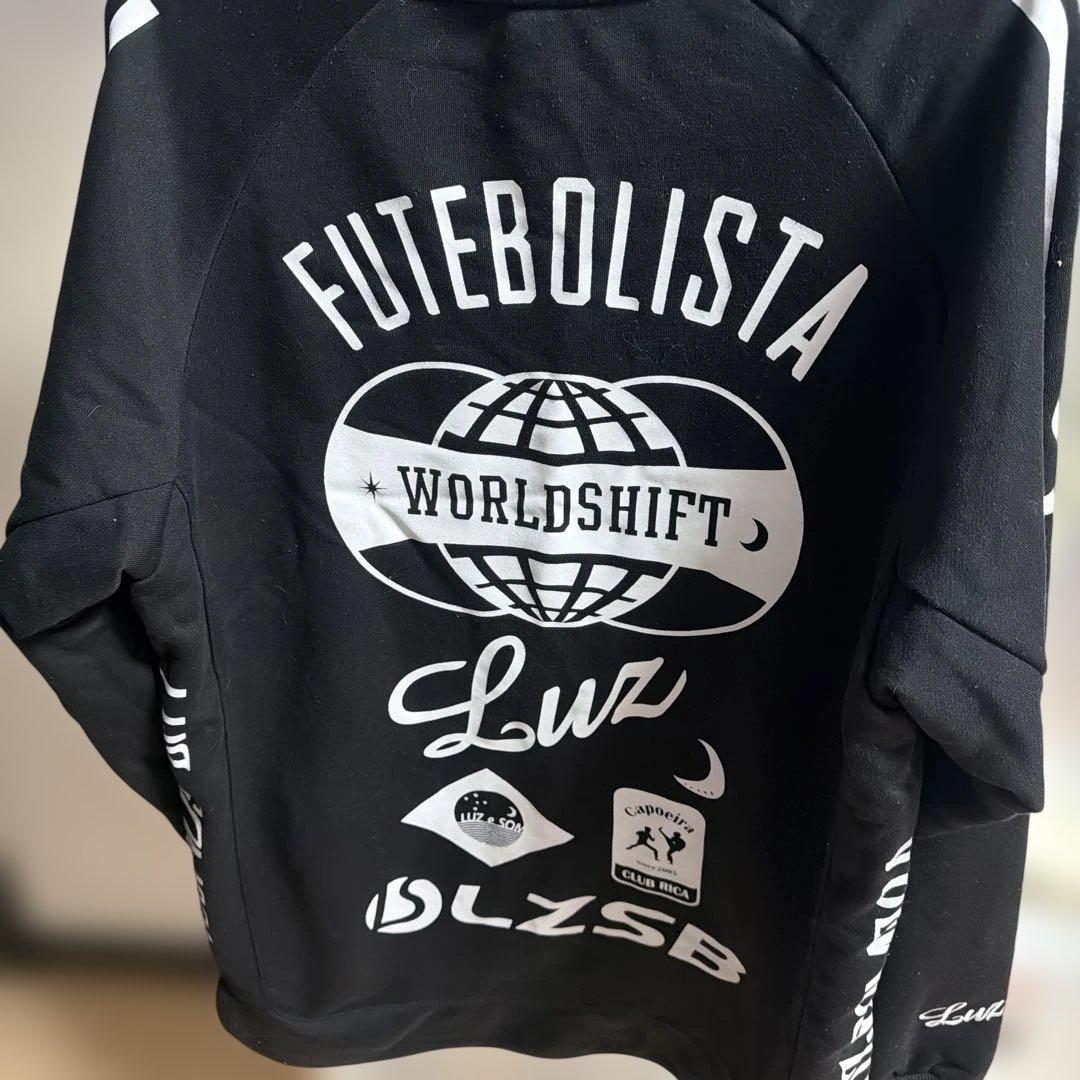 LUZeSOMBRA の薄手のトレーナーです。