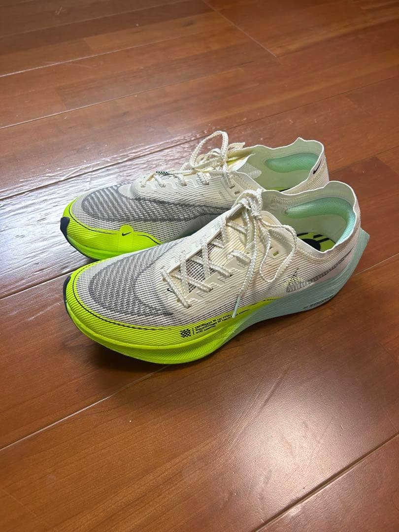 新品未使用 NIKE vaporfly next% 28.5 US10.5