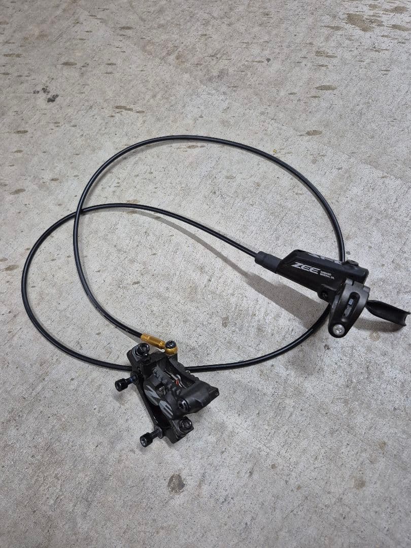 shimano ZEE ダートジャンプ