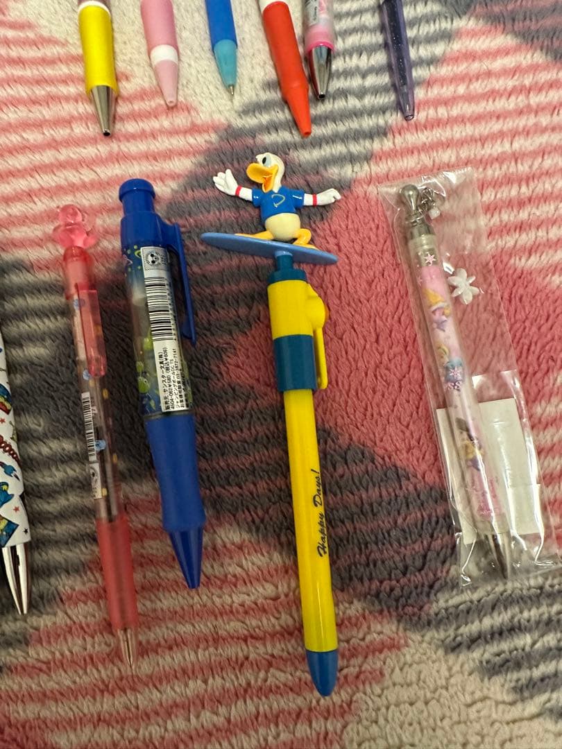 公*o様 キャラクターデザイン ボールペン 約49本セット