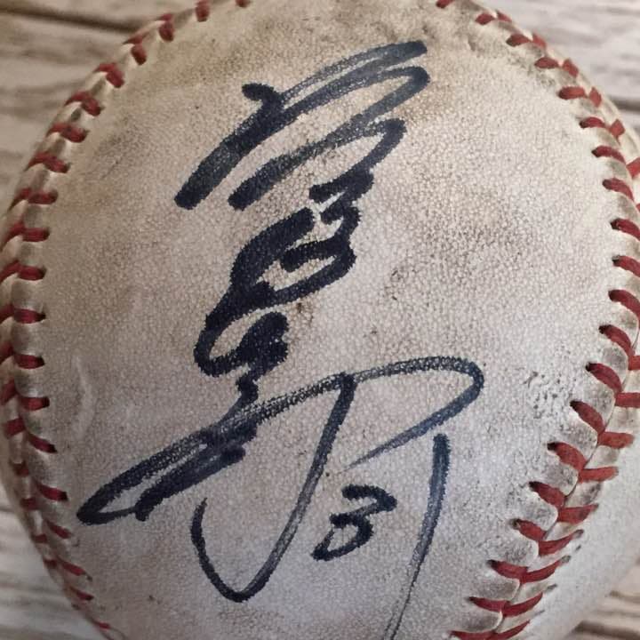 プロ野球選手サインボール牧田のサインボールです！