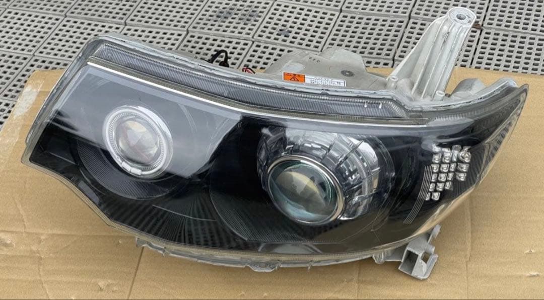 L375 タントカスタム 加工 ヘッドライト