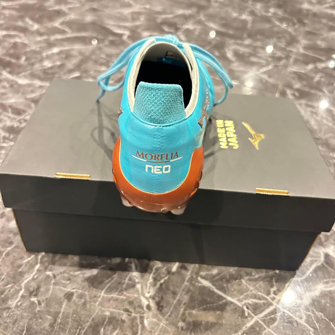 【11/3限定】新品 W杯 限定色 MIZUNO モレリア ネオ3 JAPAN