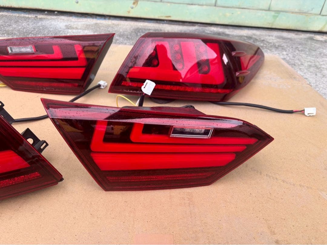 AXVH70 カムリ　ジュエルLEDテールランプセット Valenti