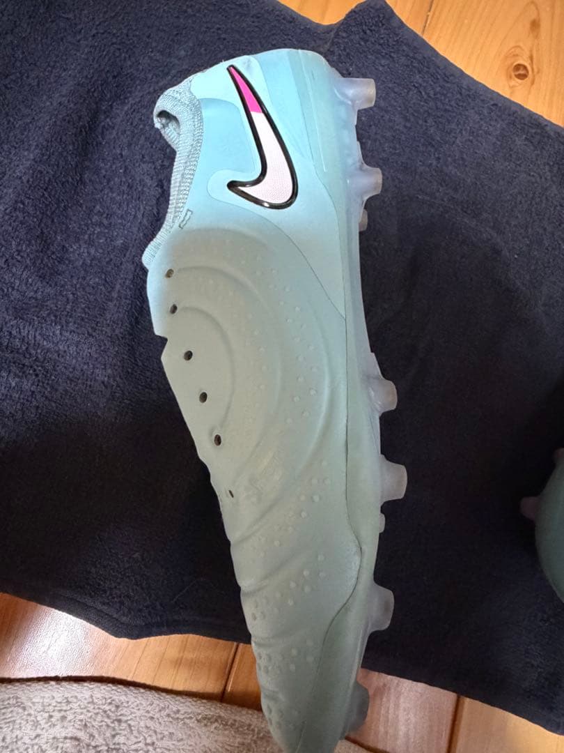 サッカースパイク　ティエンポ10elite 25cm