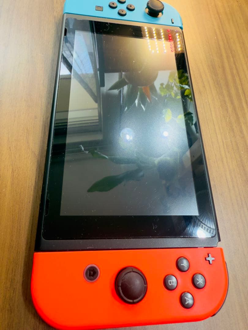 【使用数回★美品】Nintendo Switch本体＆純正コントローラーセット