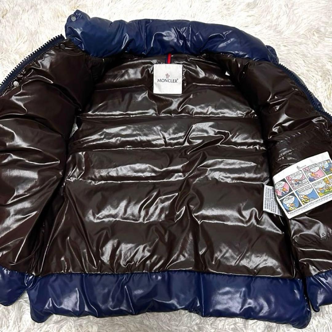 極美品　ジャパン表記有　moncler ダウンベスト　コミックタグ有　ネイビー