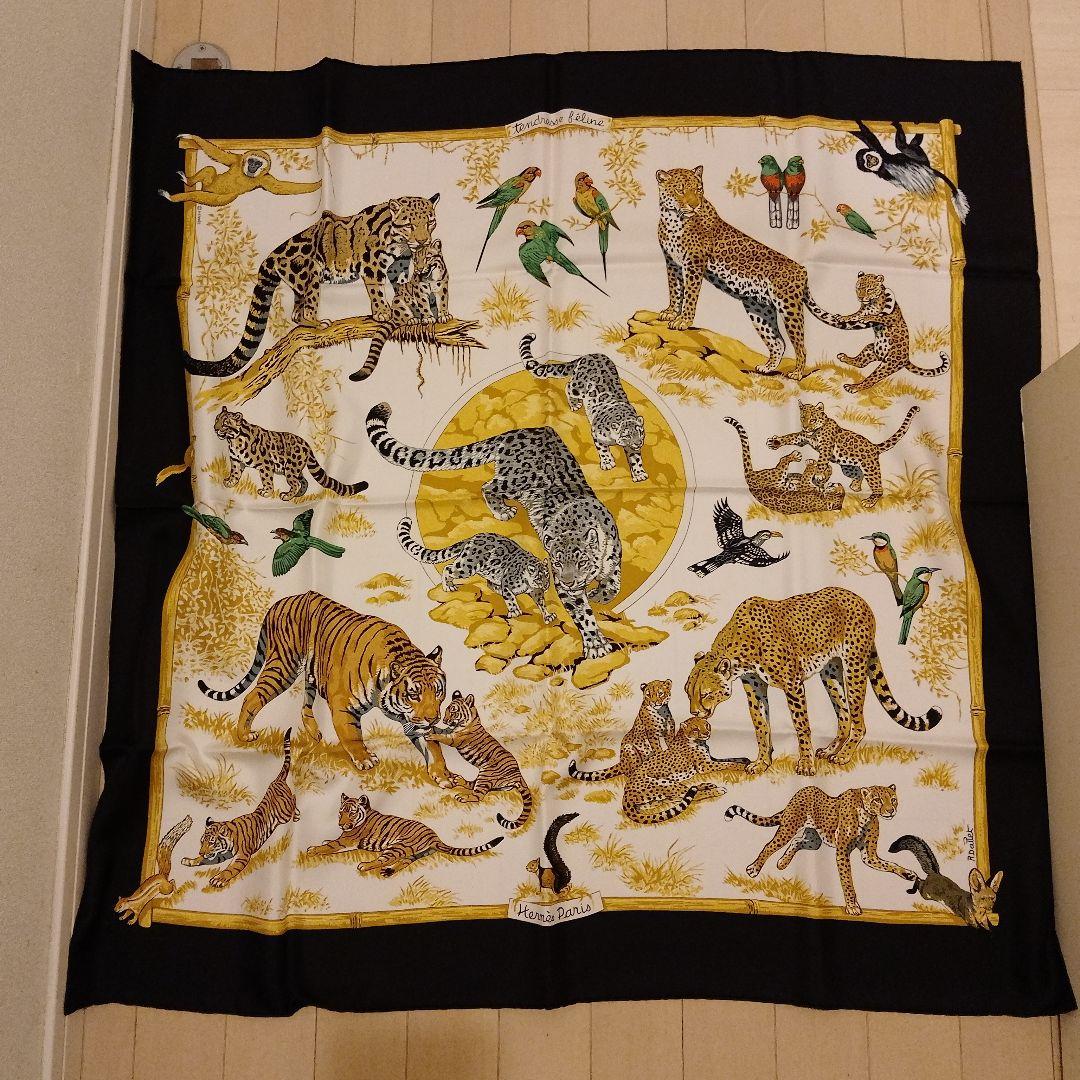 【美品】HERMES大判スカーフ　箱付き