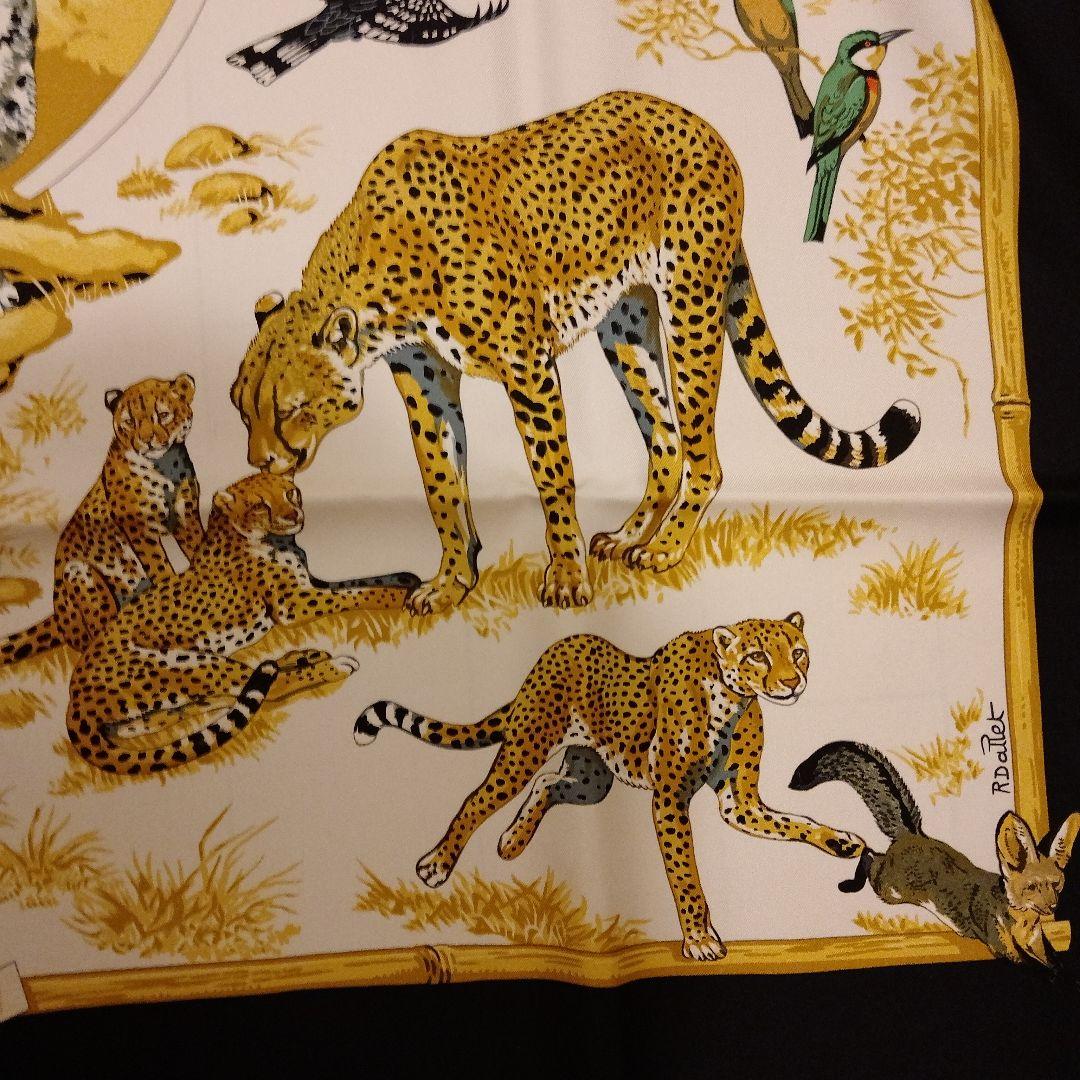 【美品】HERMES大判スカーフ　箱付き