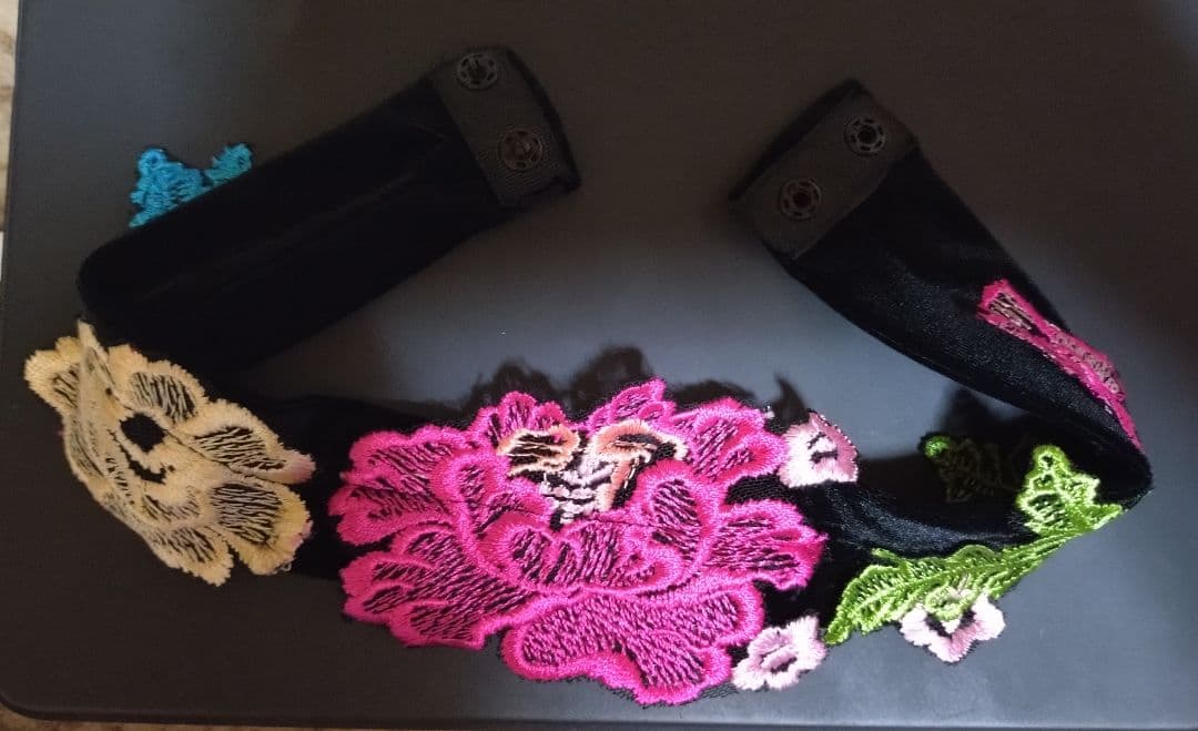 新品未使用　社交ダンス用ドレス 黒 チュール刺繍