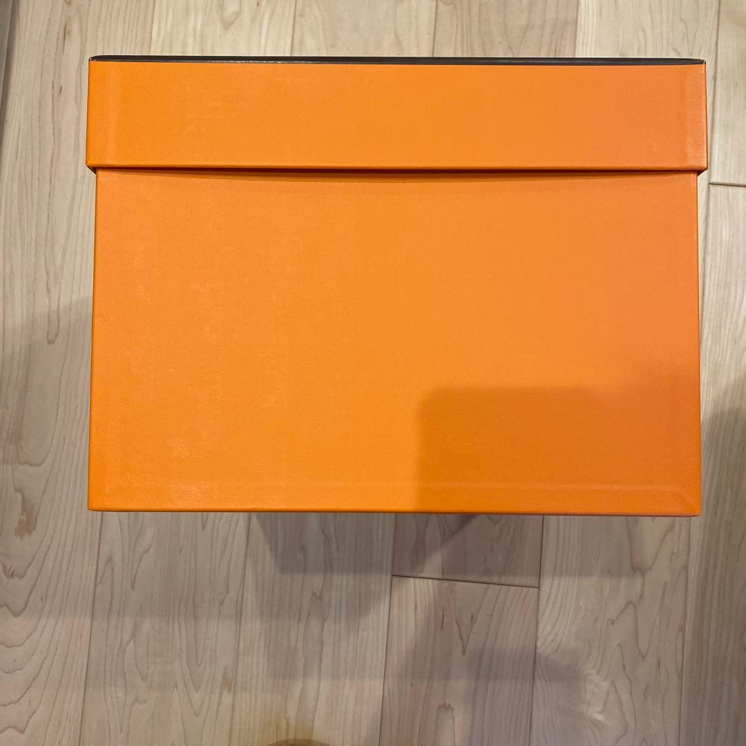 エルメス空箱 31cm x 39cm x 22.5cm (ピコタンロック22)