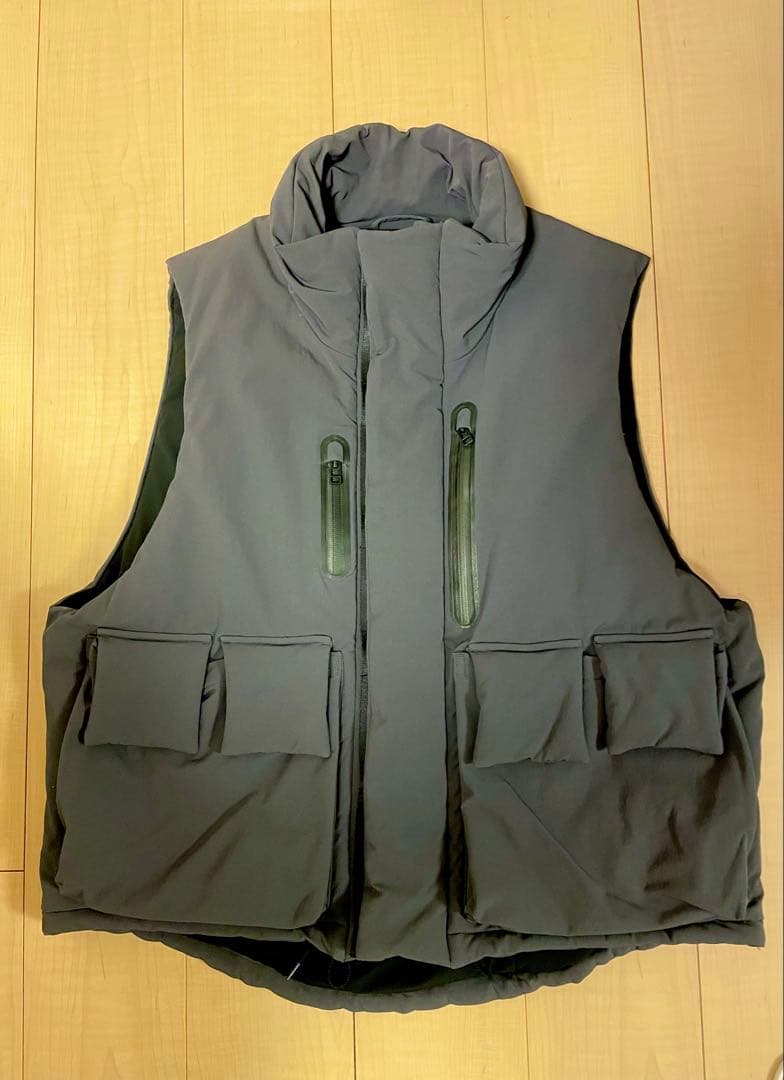 て*b様 ROTOL BOMMER VEST charcoal size 3