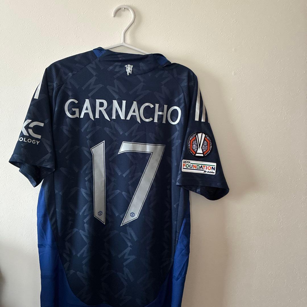 Manchester United GARNACHO 17 シャツ