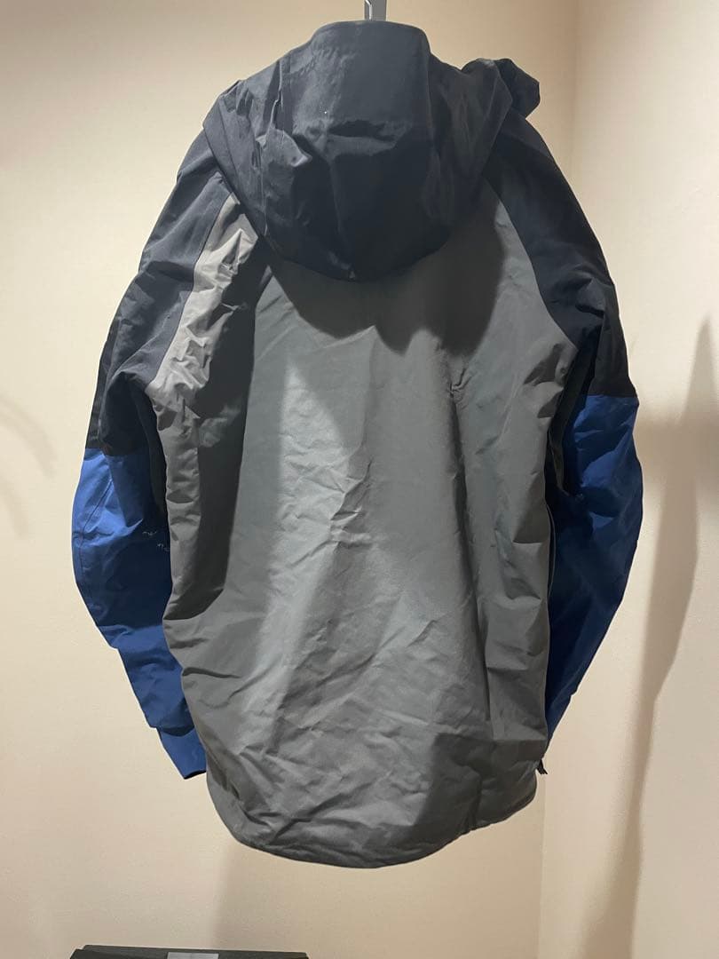 Burton [ak] スノーボードウェア S