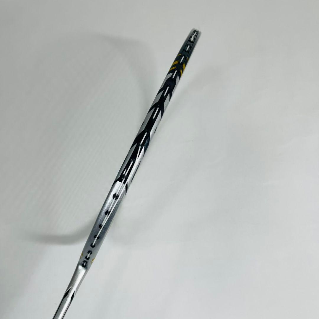 【極美品】MIZUNO バドミントンラケット caliber sonic