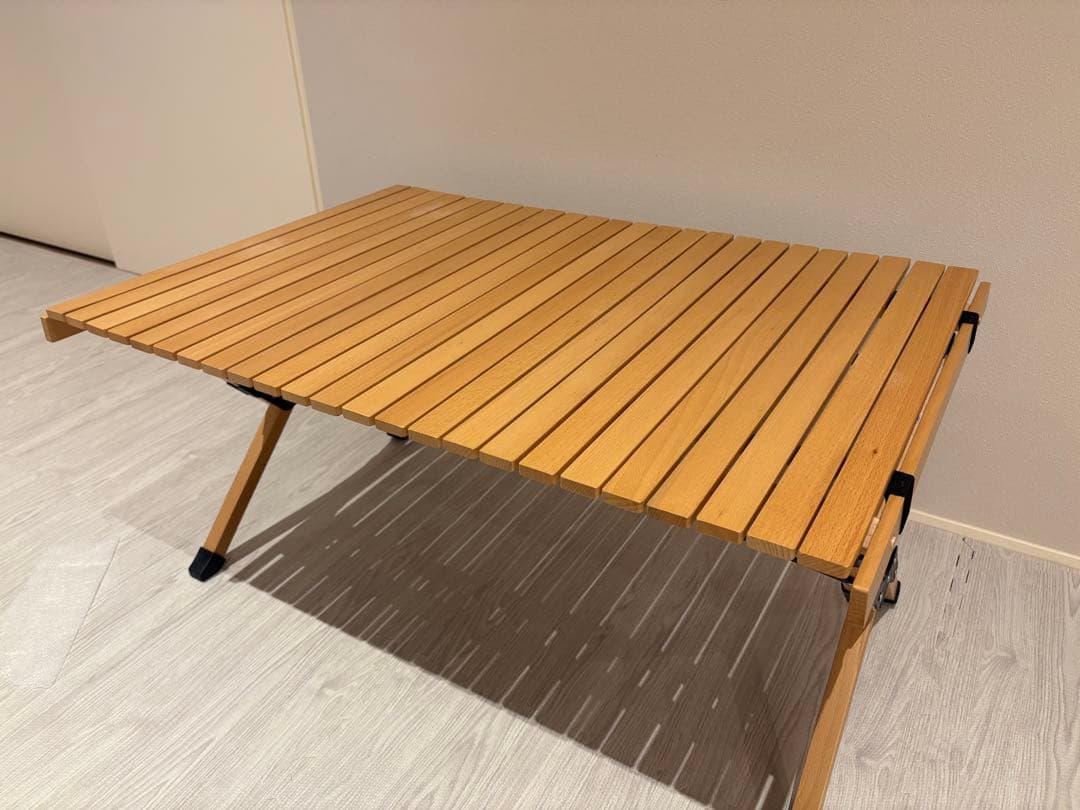 ハイランダー折りたたみ木製アウトドアテーブル
