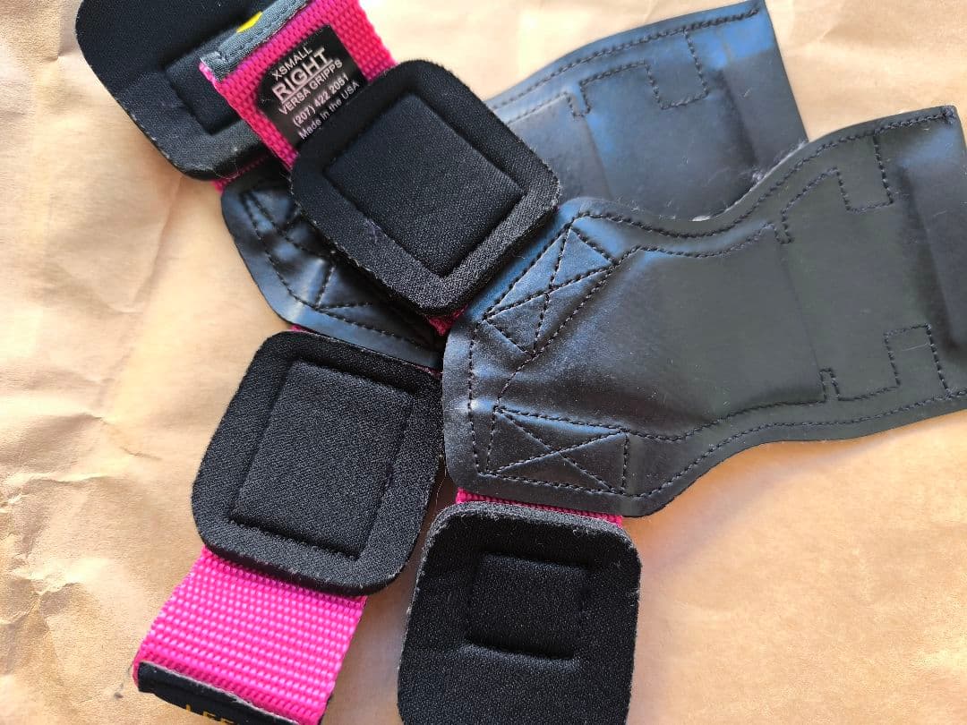 GOLD'S GYM Versa　女性用パワーグリップ XS 黒ピンク