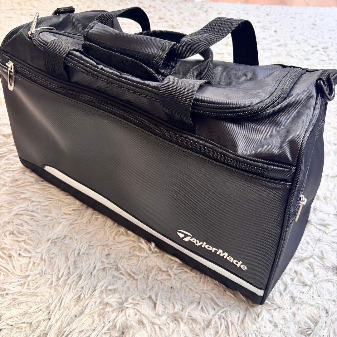 【新品美品！】TaylorMade ゴルフバッグ 黒