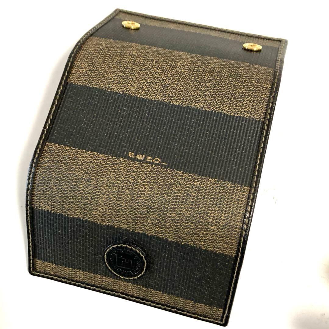 新品・未使用品 値下げ フェンディ キーケース 6連 FENDI