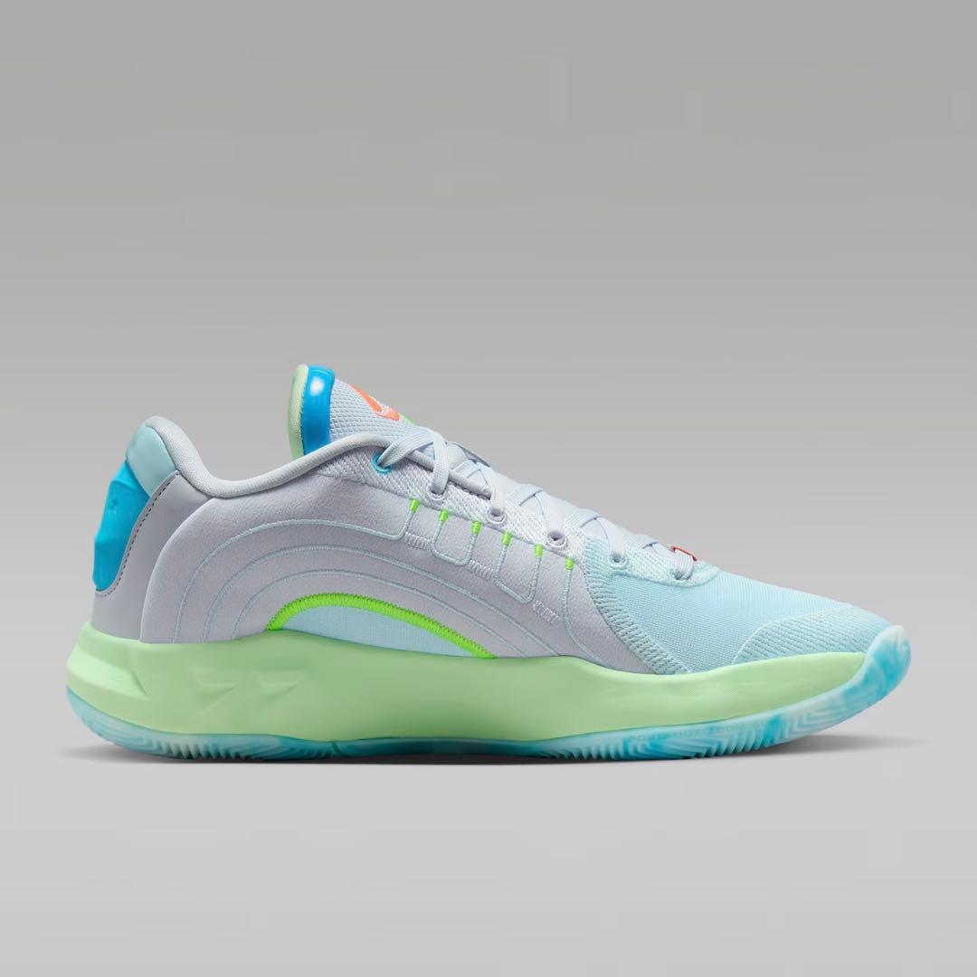 JORDAN ジョーダン LUKA ルカ 4 PF Navigator