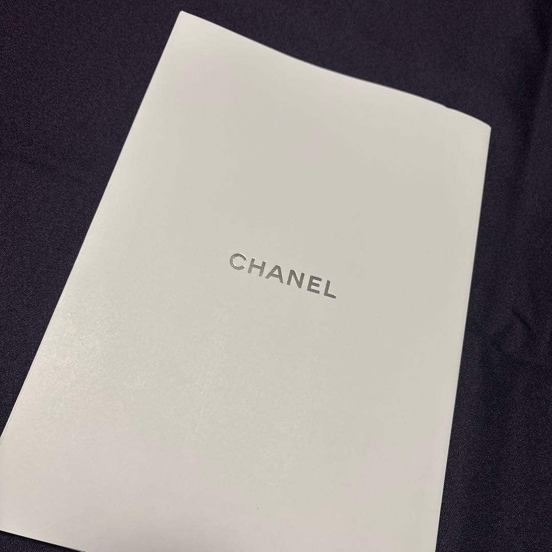 CHANEL カタログ２冊