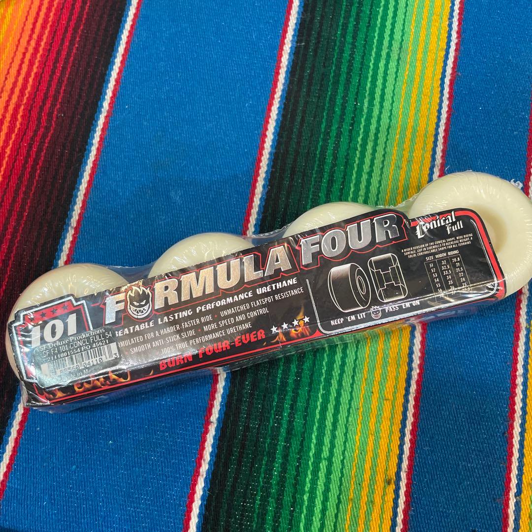 スピットファイアSPITFIRE FORMULA FOUR 54mm 101A