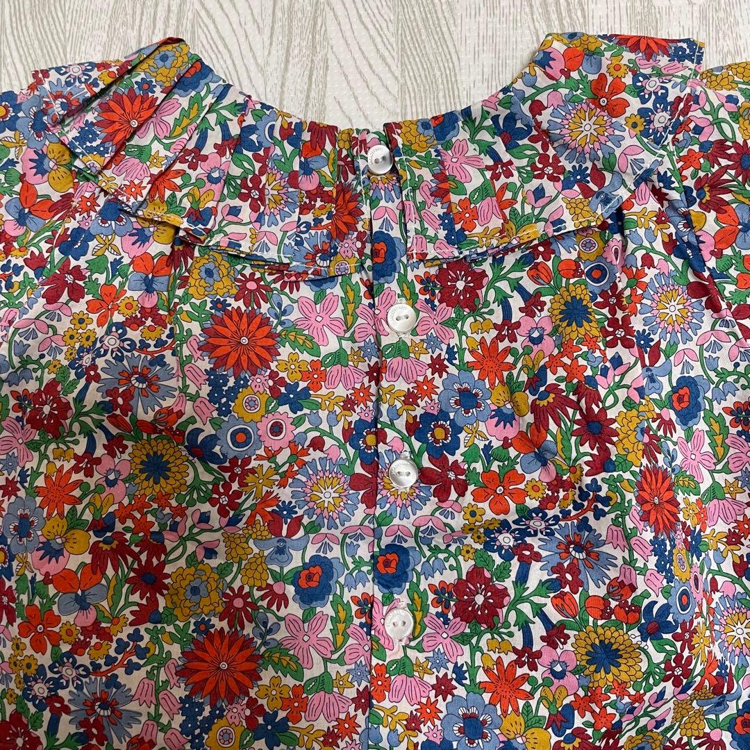 【lily様おまとめ】ジャカディ　襟付き長袖Tシャツ&花柄ブラウス