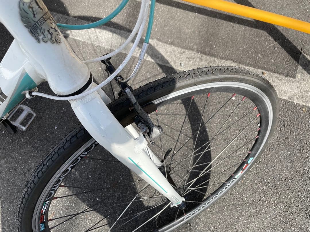 Bianchi クロスバイク ホワイト　引き取り希望