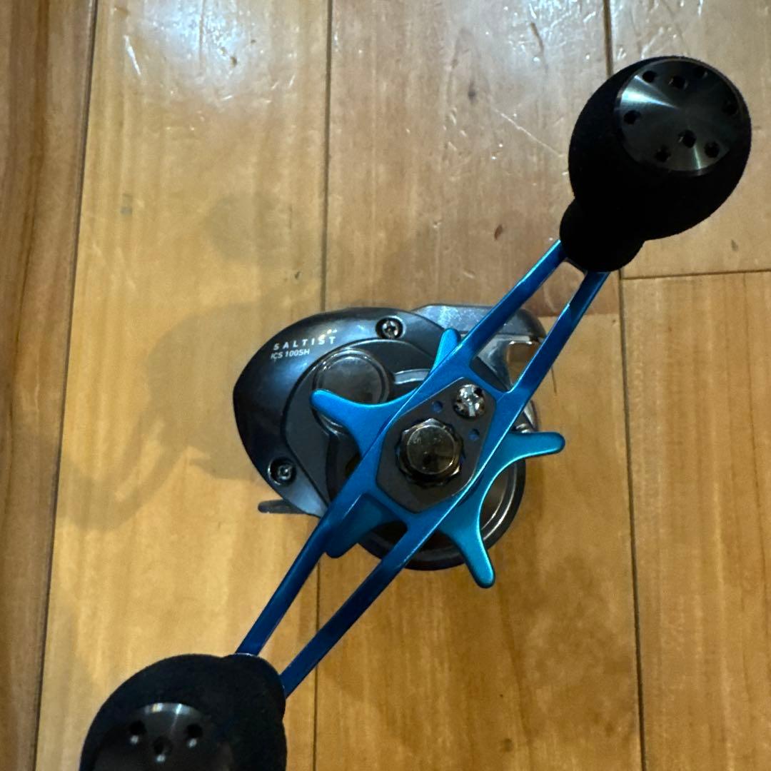 ダイワSALTIST ICS 100SH 右　フィッシングリール