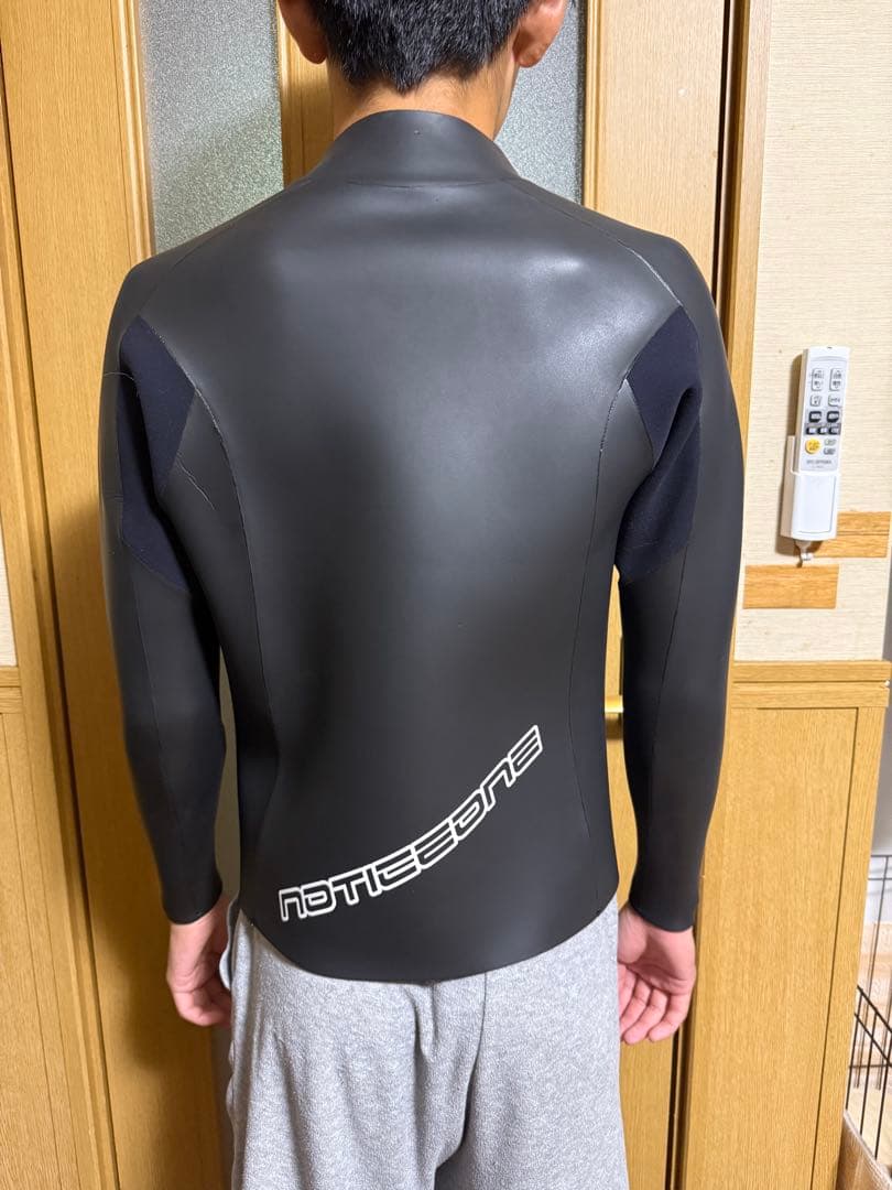 NOTICEONE ウェットスーツ タッパー