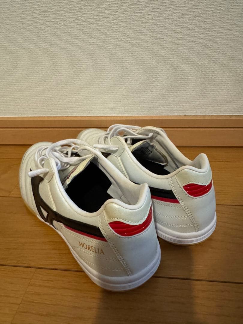 【新品未使用】MIZUNO　モレリア　フットサル25.0㌢