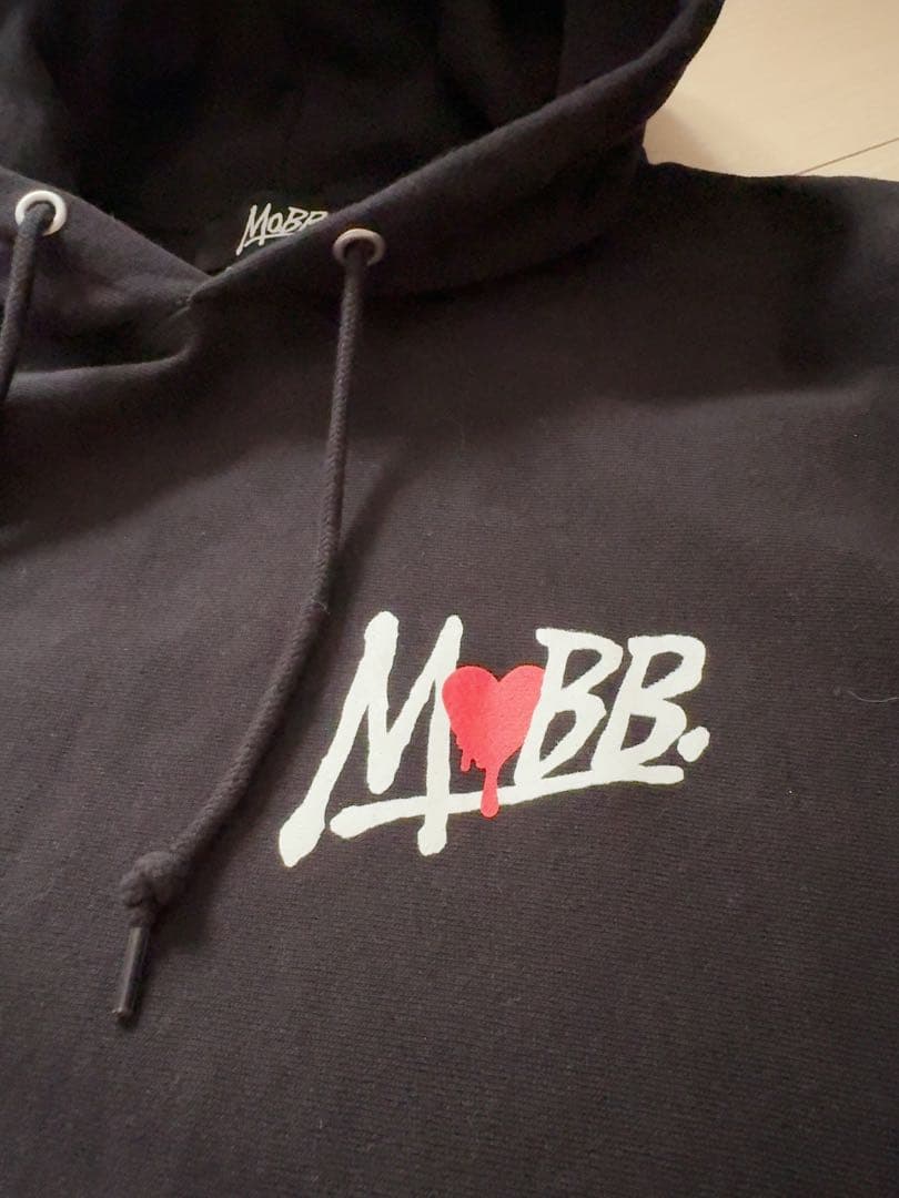 MOBBパーカー ハートロゴプリント