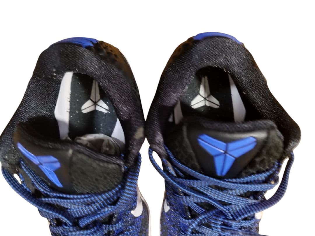 NIKE　ナイキ　Kobe　コービー11　エリートロー　NBA　バスケ　バッシュ