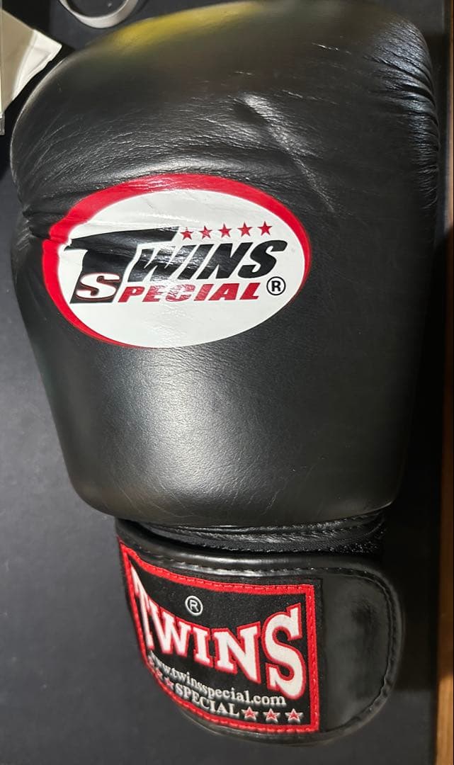 (美品)TWINS SPECIAL ボクシンググローブ ブラック　本革製14oz