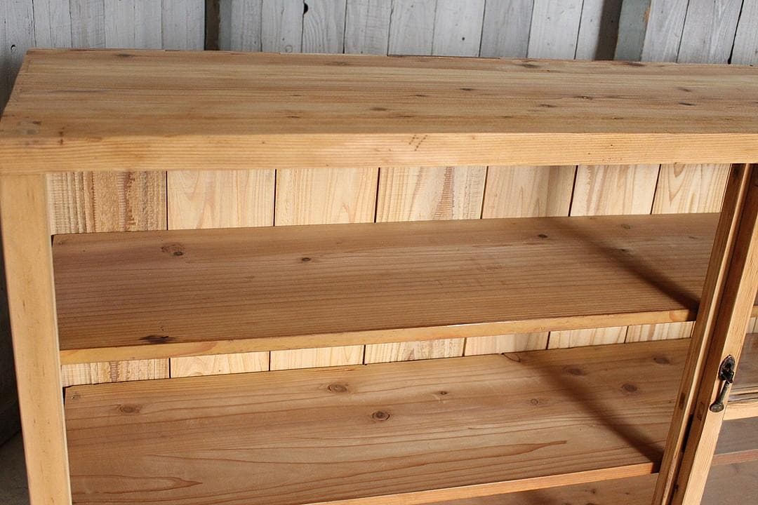 古い大きな木枠の格子ガラス戸棚　食器棚　水屋　カウンター　古家具　古民家