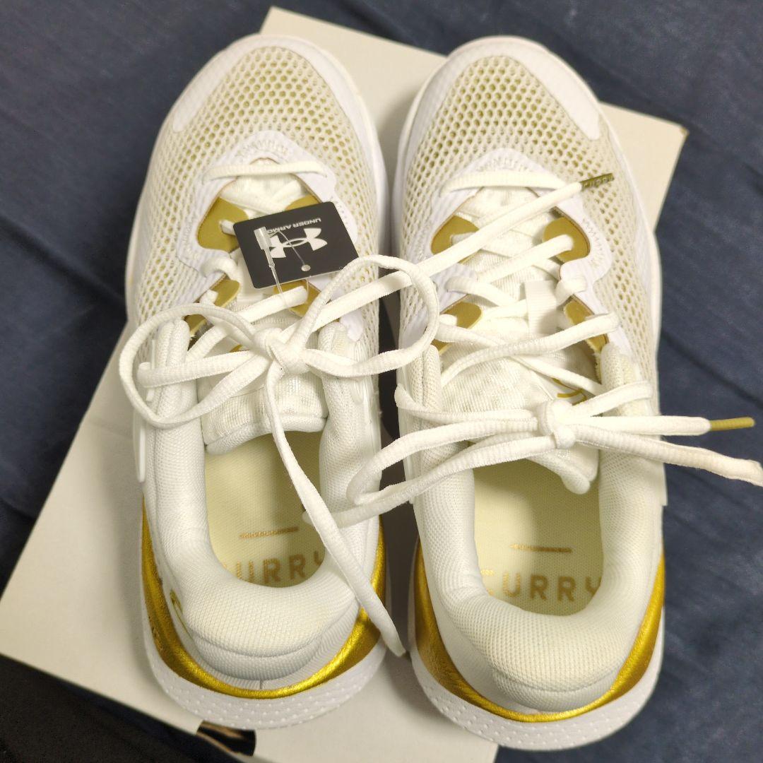 Under Armour カリー スプラッシュ24 AP