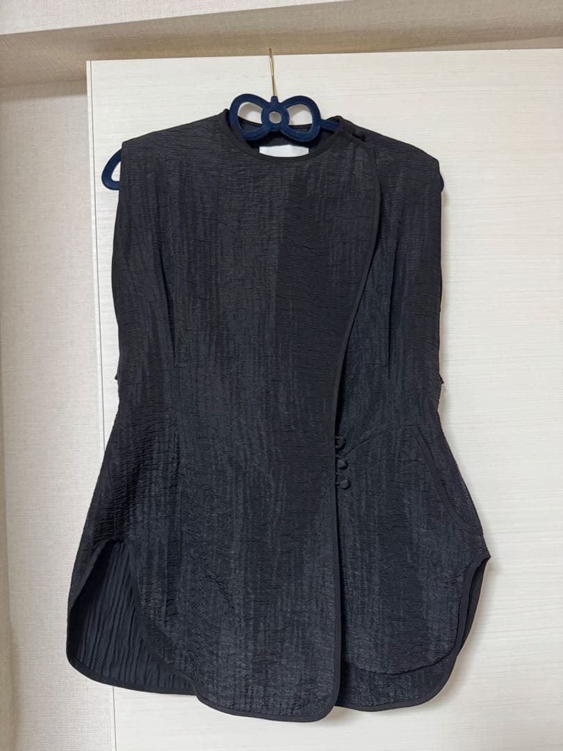 トップス mame Grain Finish Flap Front Vest