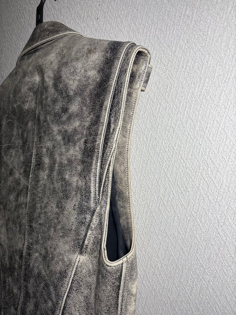 facetasm 16ss クラック加工　ライダースベスト　牛革