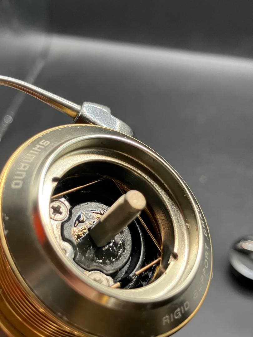 hs01 外観美品 シマノ 04 ステラ 1000S ハンドルなし