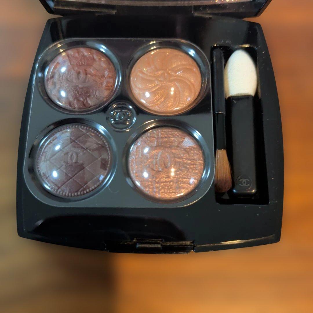 新品未使用 CHANEL 219ブトンクチュール アイシャドウパレット