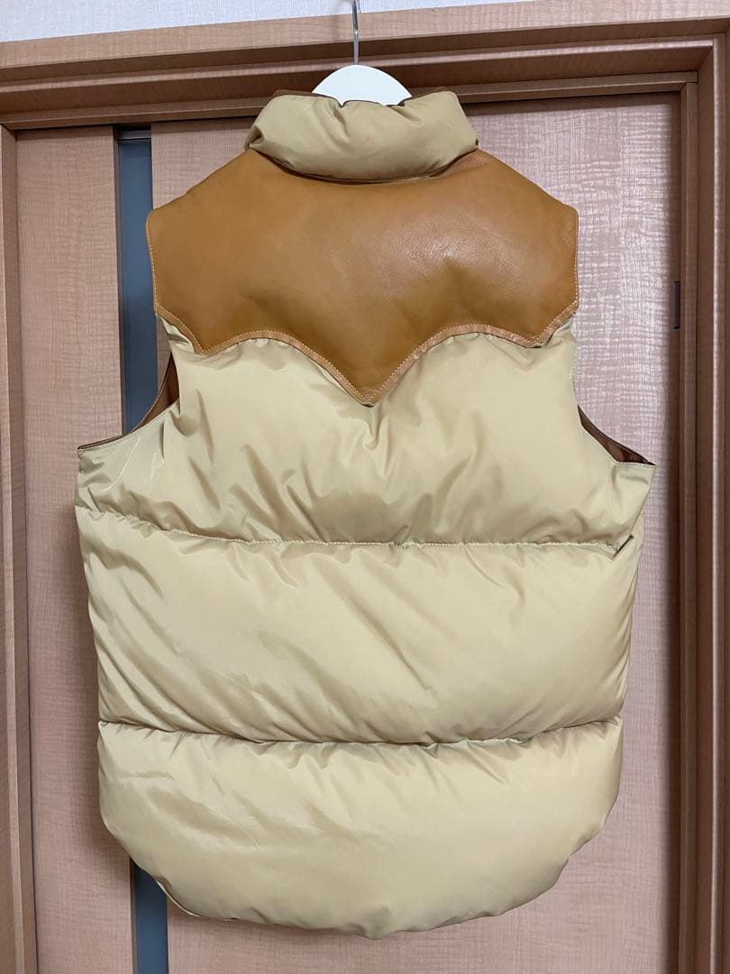 【美品】Rocky Mountain Featherbed ダウンベスト 38