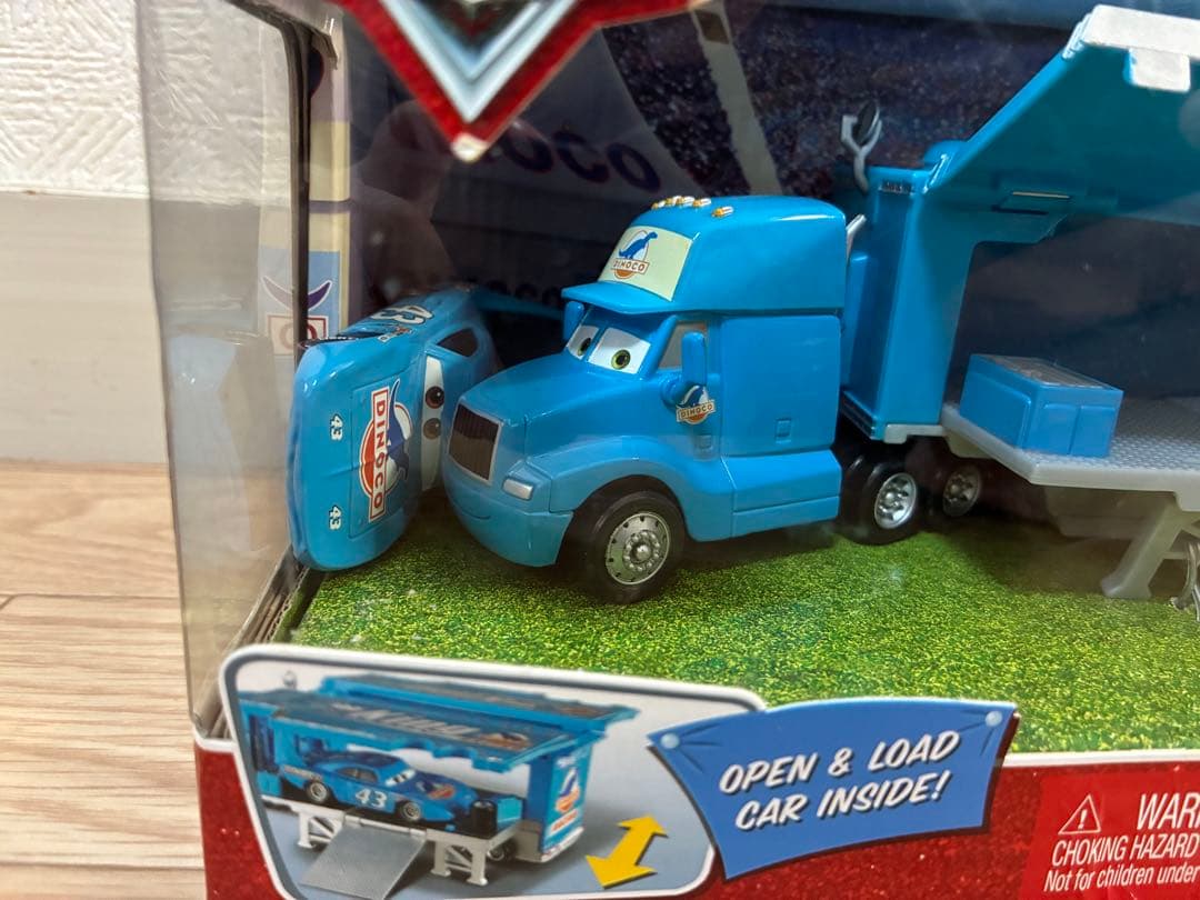d*2様 Cars Race-O-Rama Team Dinocoセット