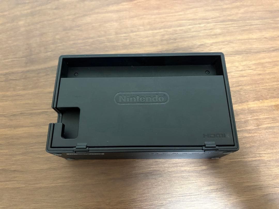 り*ん様 Nintendo Switch 本体　スイッチ　ジョイコントローラ付き