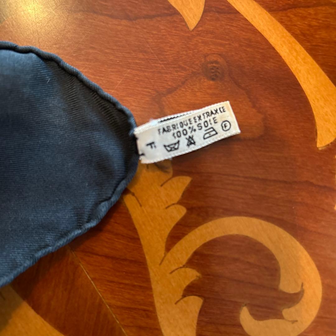 HERMES カレ90 GRAND APPARAT 盛装の馬 シルクスカーフ
